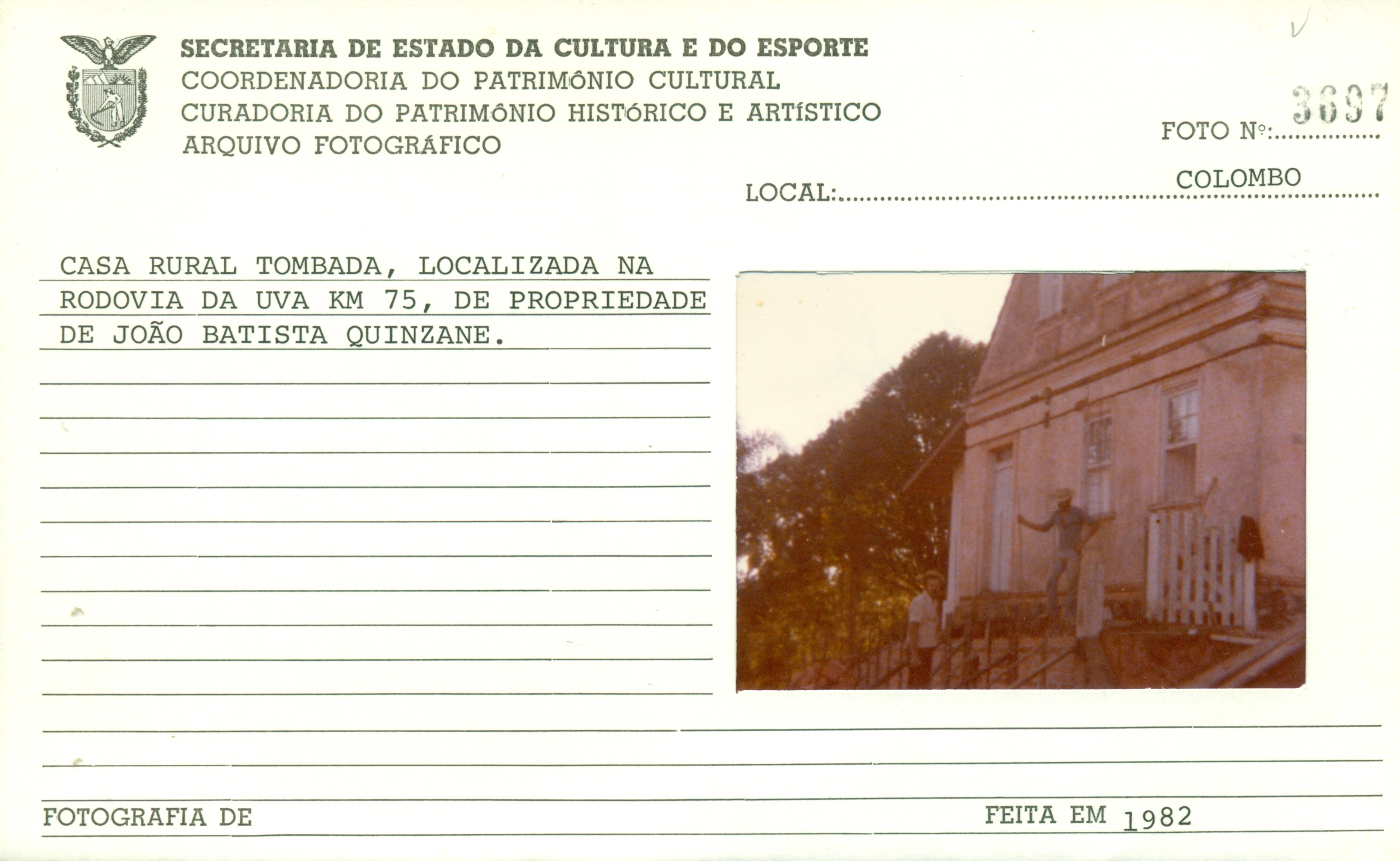 Residência na Rodovia da Uva - Colombo (1982)
