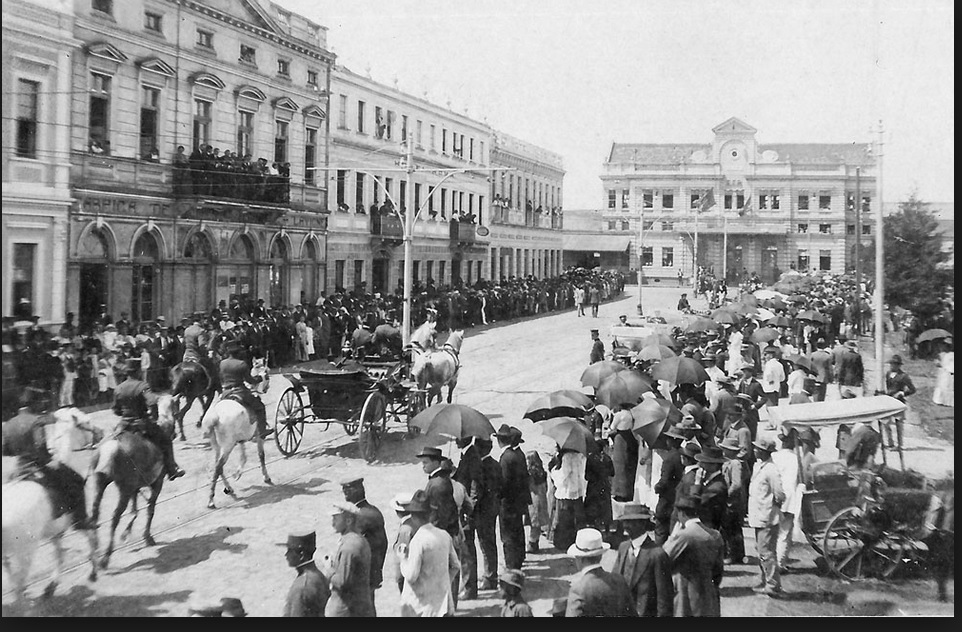 16-I: Praça Eufrásio Correia - Curitiba