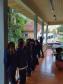 Foto dos alunos na varanda da Casa Gomm