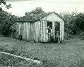 Prainha - casa da moradora Elina Campos, Ilha do Mel (1980)