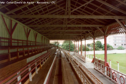 Arquibancada de Madeira do Estádio do Ypiranga Football Club 