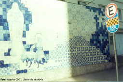 Painel em azulejos – Arthur Nísio – Maternidade Nossa Senhora de Fátima