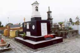 Jazigo da Família Correia – Paranaguá