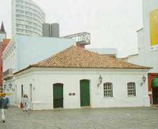 Imóvel situado no Largo Coronel Enéias, 30 - Curitiba