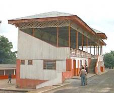 Arquibancada de madeira do Ypiranga Football Club - Palmeira