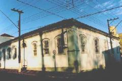 Casa situada à Praça Manoel Ribas 152 - Castro