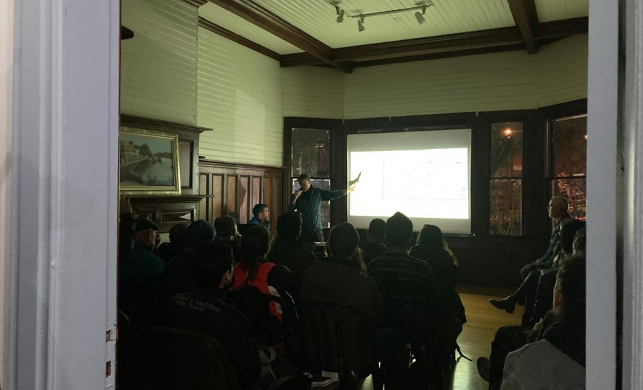 Palestra do arqueólogo Julio Cezar Telles Thomaz