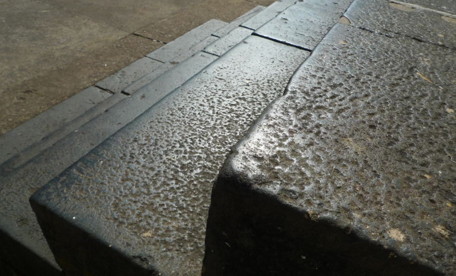 O Caminho da Cantaria nos Campos Gerais; Pesquisa de Marcela Bettega